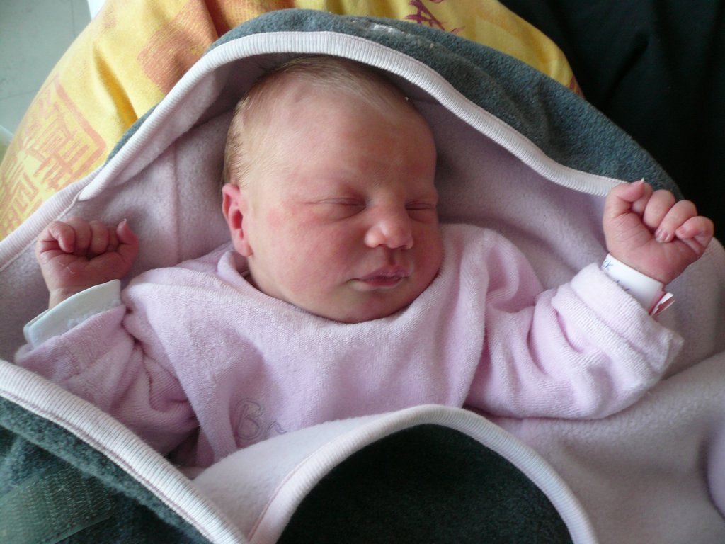 Lola115.JPG