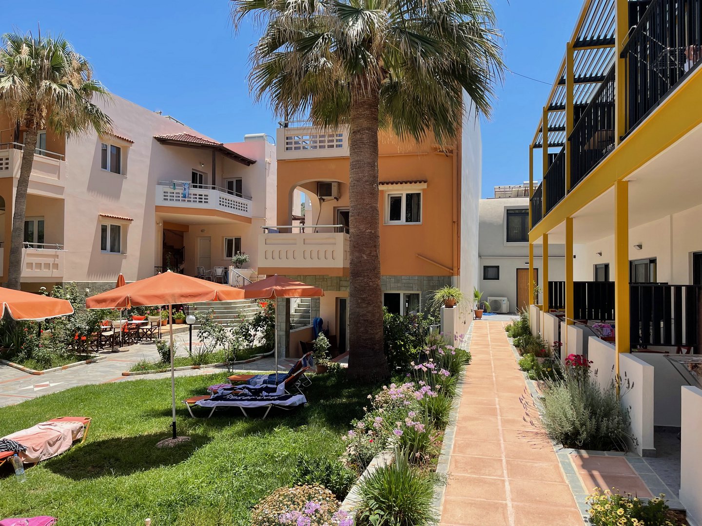Crete22_0100.jpeg